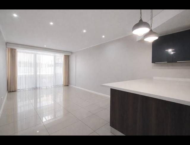 2 BEDROOM PROPERTY TO RENT IN MENLO PARK